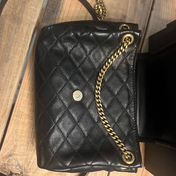 Saint Laurent - Picture 3 of 5